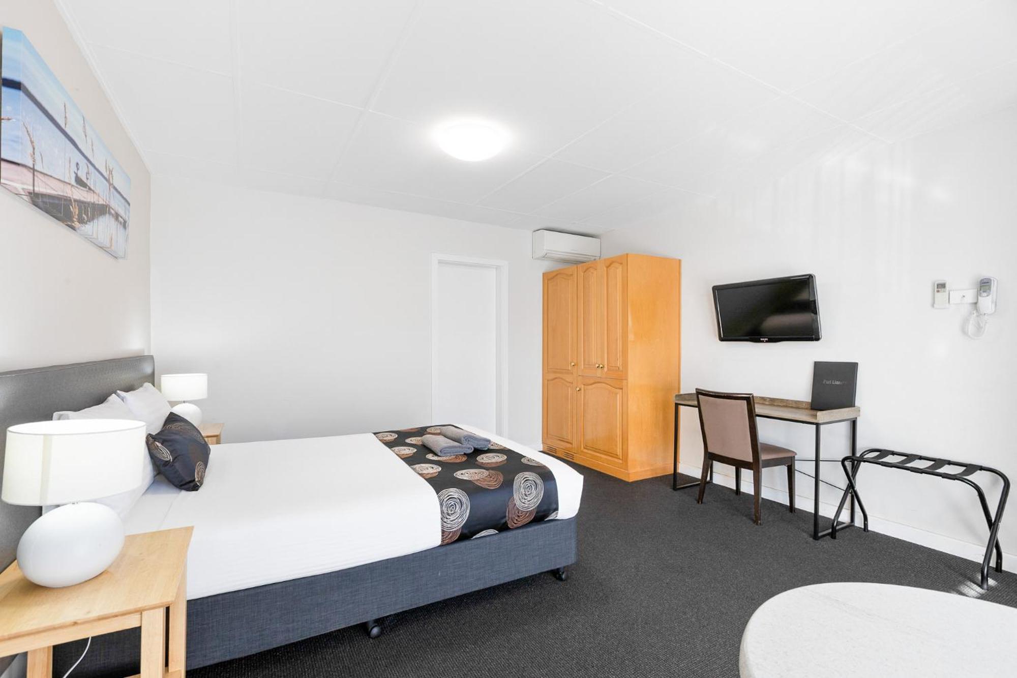 Best Western Port Lincoln- Formerly Hilton Motel Exterior photo